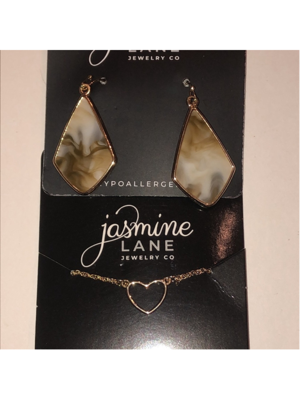 Jasmine Lane Gold Tone Cream Earrings and Necklace Set